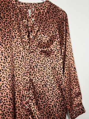 Lollys Laundry str. 36 <br/> lang rosa kjole med leopard print