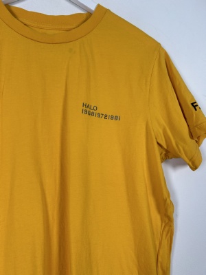 HALO str. M <br/> gul t-shirt