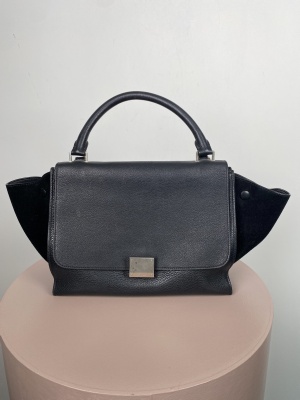 Celine <br/> medium trapéze leather handbag