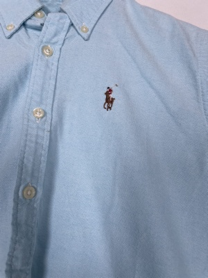 Ralph Lauren str. S <br/> lyseblå skjorte