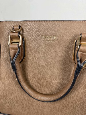 BESSIE <br/> brun håndtaske med rem til crossbody