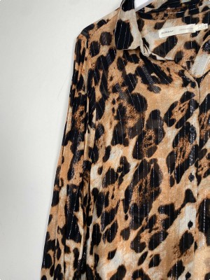 InWear str. 40 <br/> leopard skjorte med smalle glimmer striber