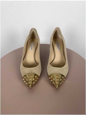 The Seller str. 36,5 <br/> nude ruskindsstilet med spikes