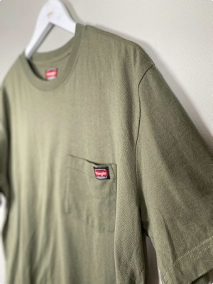 Wrangler str. L <br/> grøn t-shirt