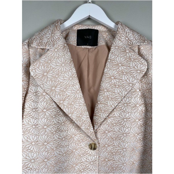 YAS str. M <br/> kort blazer med blomstermønster - Image 4