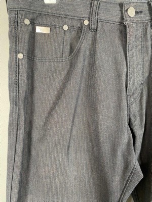 Hugo Boss Str. 33 <br/> Jeans, antracit med strib.