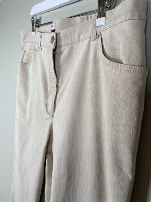 Raphaela Str. 42 <br/> Jeans, beige.