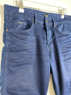 Hugo Boss Str. 31 <br/> Jeans, mørkeblå.