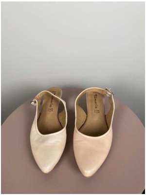 Tamaris Str. 40 <br/> Slingbacks, nude.