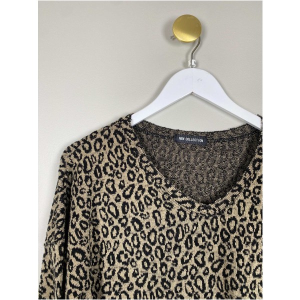 New Collection str. M <br/> strik med leopardmønster - Image 2