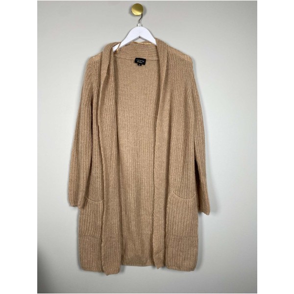 Comma, Str. 34 <br/> Cardigan, camel.