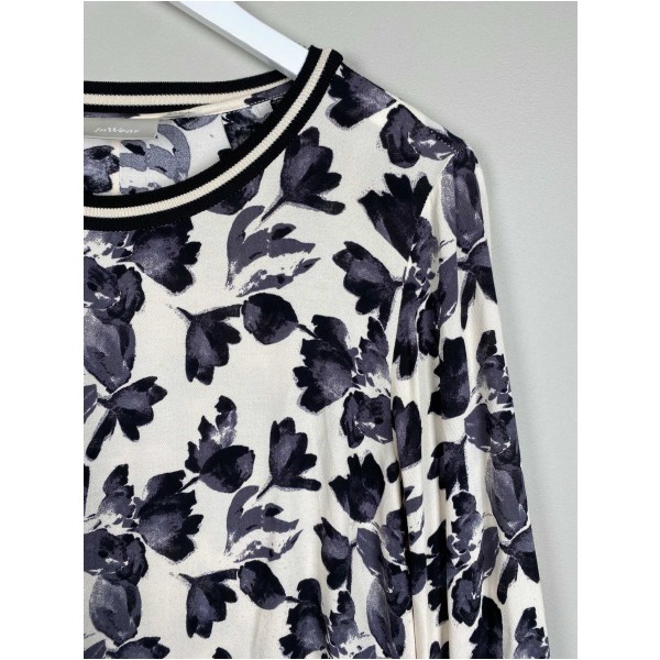 Inwear str. 40 <br/> hvid bluse med gråsorte blomster - Image 4