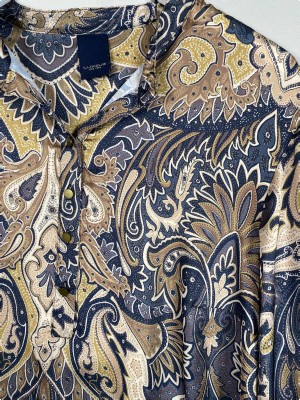 Luxzuz str. 42 <br/> mønstret bluse