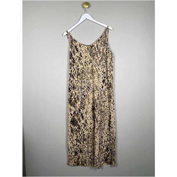 Pulz str. S <br/> beige kjole med mønster - Image 3