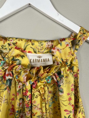 Karmamia str. M/L <br/> gul satintop med blomster