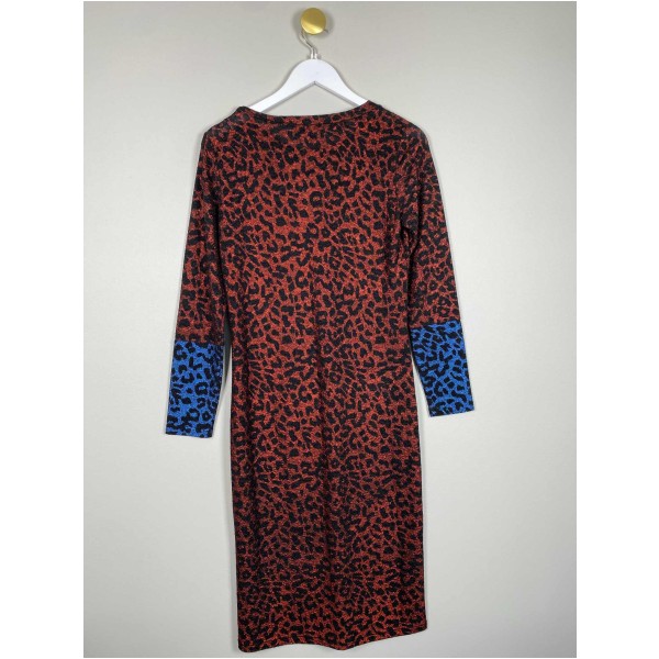 Mads Nørgaard str. L <br/> kjole i rød og blå leopard - Image 3