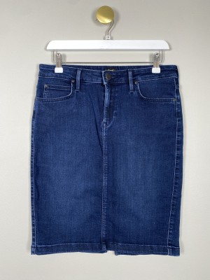 Lee Str. 28 <br/> Denim nederdel, mørkeblå.