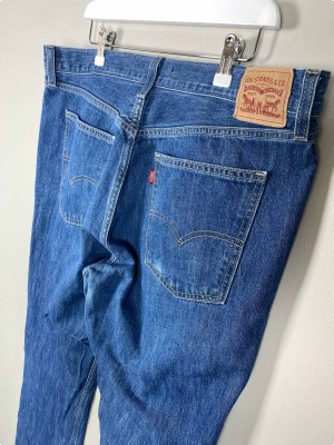 Levi's str. 32 <br/> blå jeans