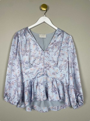 Neo Noir str. 38 <br/> blå bluse med mønster