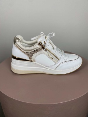 Tamaris str. 40 <br/> hvide sneakers med sten og "guld"detaljer