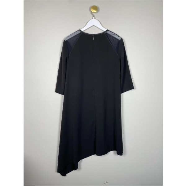 Calvin Klein str. M <br/> asymmetrisk sort kjole - Image 3