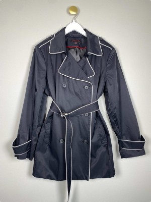 Anne Klein str. XL <br/> sort frakke med bindebånd