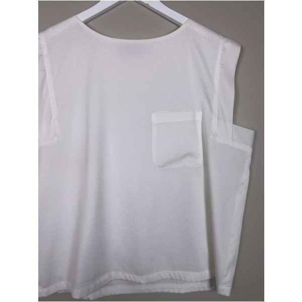 The Wardrobe str. L <br/> hvid top med brystlomme - Image 2