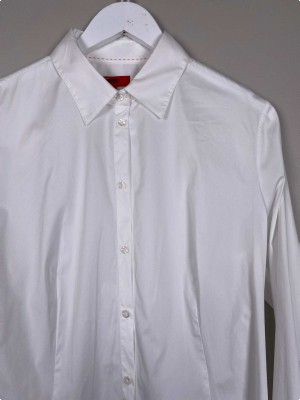 Hugo Boss str. M <br/> hvid skjorte