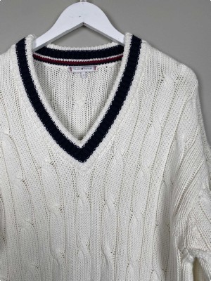 Tommy Hilfiger Str. L <br/> Lang striktrøje.