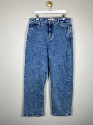 Shaping New Tomorrow Str. 30 <br/> Jeans.
