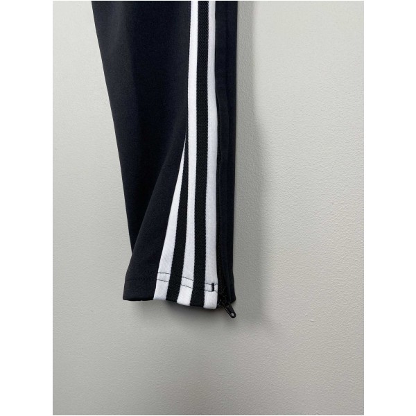 Adidas str. L <br/> sorte træningsbukser - Image 2