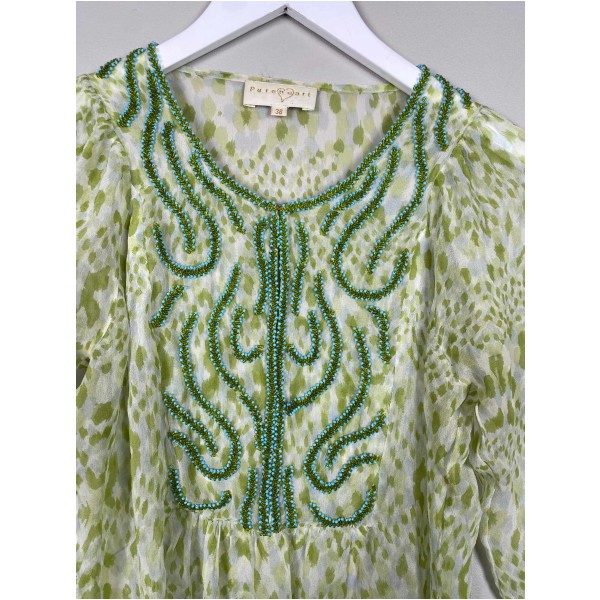 Pureheart Str. 38 <br/> Grønlig bluse med perler. - Image 2