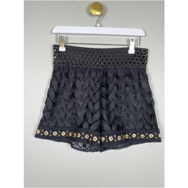 Azara Str. S/M <br/> Blonde shorts.
