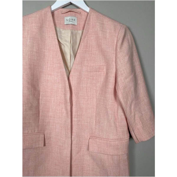 Norr Str. S <br/> Blazer, rosa. - Image 2