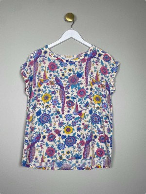 Lollys Laundry Str. S <br/> Blomstret t-shirt.