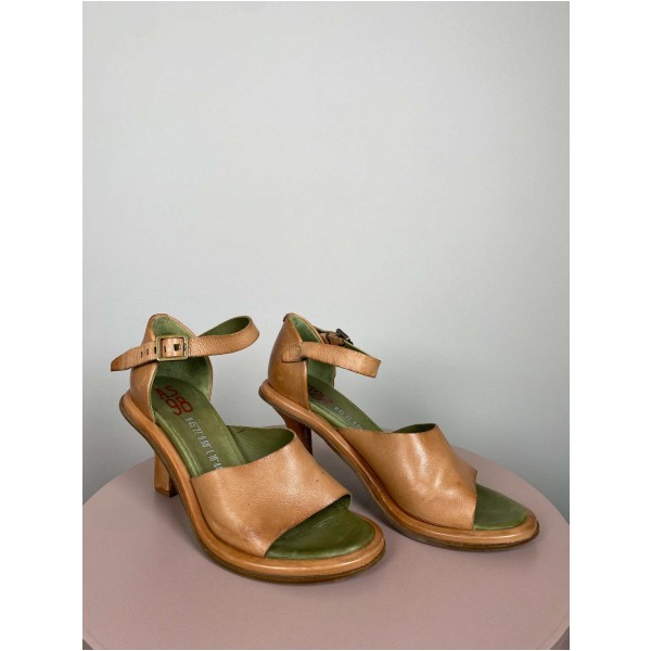 A.S. 98 str. 39 <br/> brun sandal - Image 5