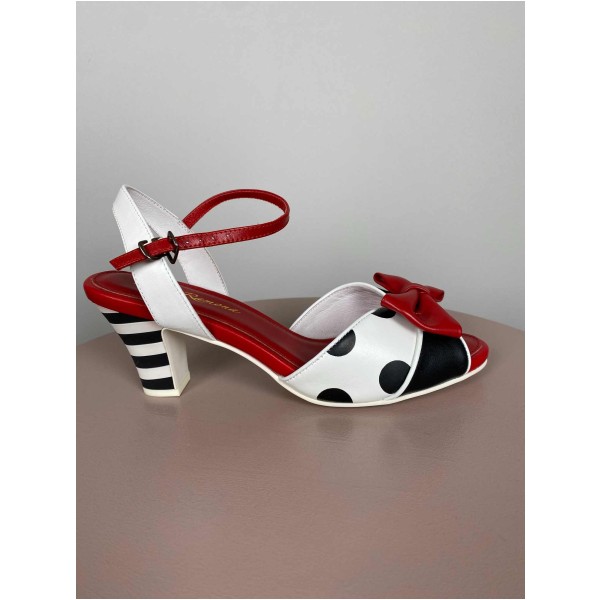 Lola Ramona Str. 40 <br/> Stiletter. ( Incl. Kasse)