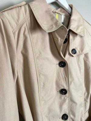 Fuchs Schmitt Str. 38 <br/> Frakke, beige.