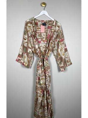 WAUW Str. Onesize <br/> Mønstret kimono, silke.