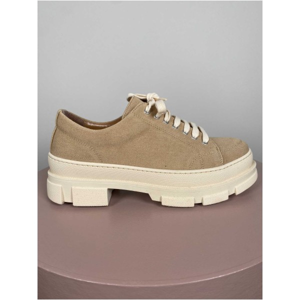 Angulus str. 39 <br/> chunky sole Oxford, sand