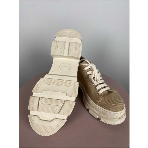 Angulus str. 39 <br/> chunky sole Oxford, sand - Image 4