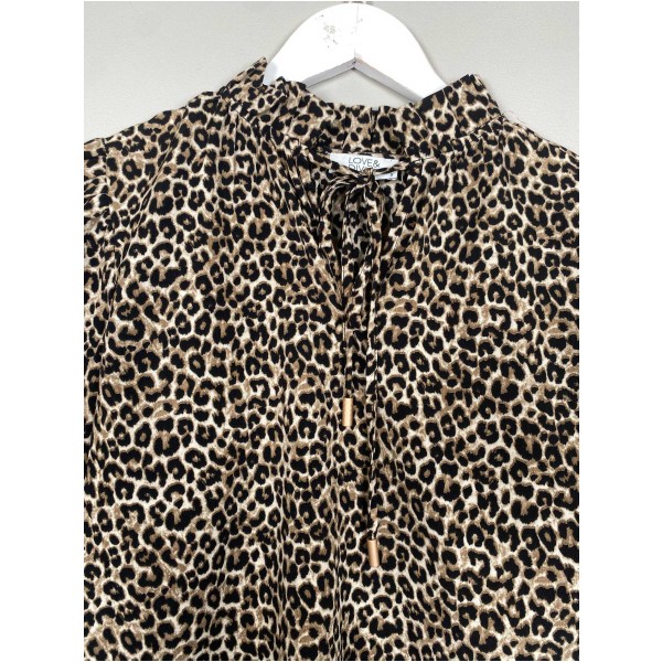 Love & Divine str. S <br/> leopardmønstret top - Image 3