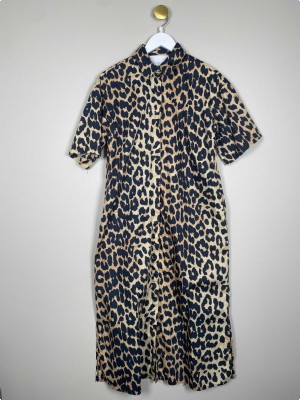 La Rouge str. S/M <br/> leopardmønstret kjole