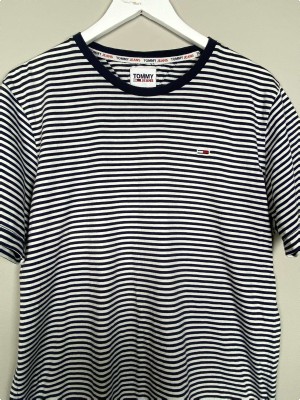Tommy Hilfiger str. L <br/> stribet T-shirt
