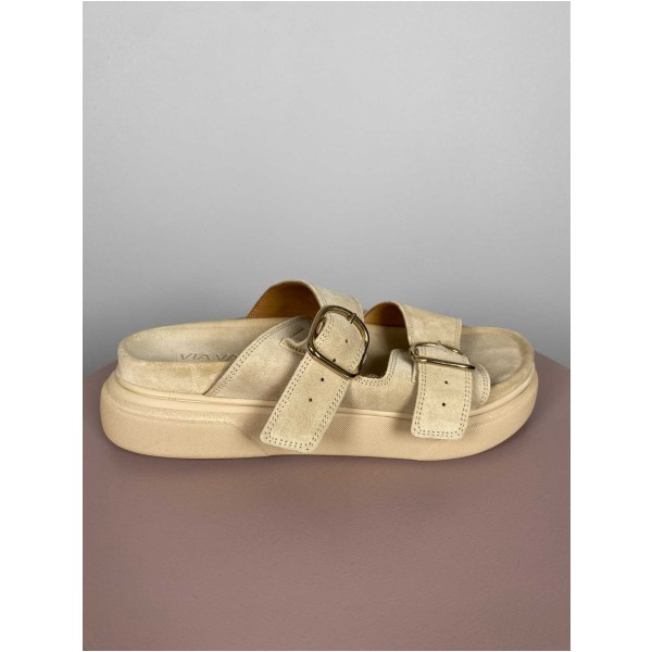 Via Vai str. 41 <br/> beige slippers