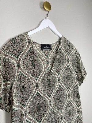 By Malene Birger str. 40 <br/> mønstret kjole i silke