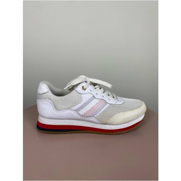 Tommy Hilfiger str. 38 <br/> hvide sneakers