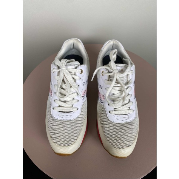 Tommy Hilfiger str. 38 <br/> hvide sneakers - Image 2
