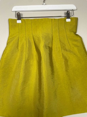 H&M str. 38 <br/> grøn nederdel
