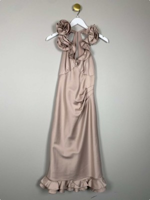 Karen Millen str. 38 <br/> halterneck kjole med flæser forneden og drapering i siden